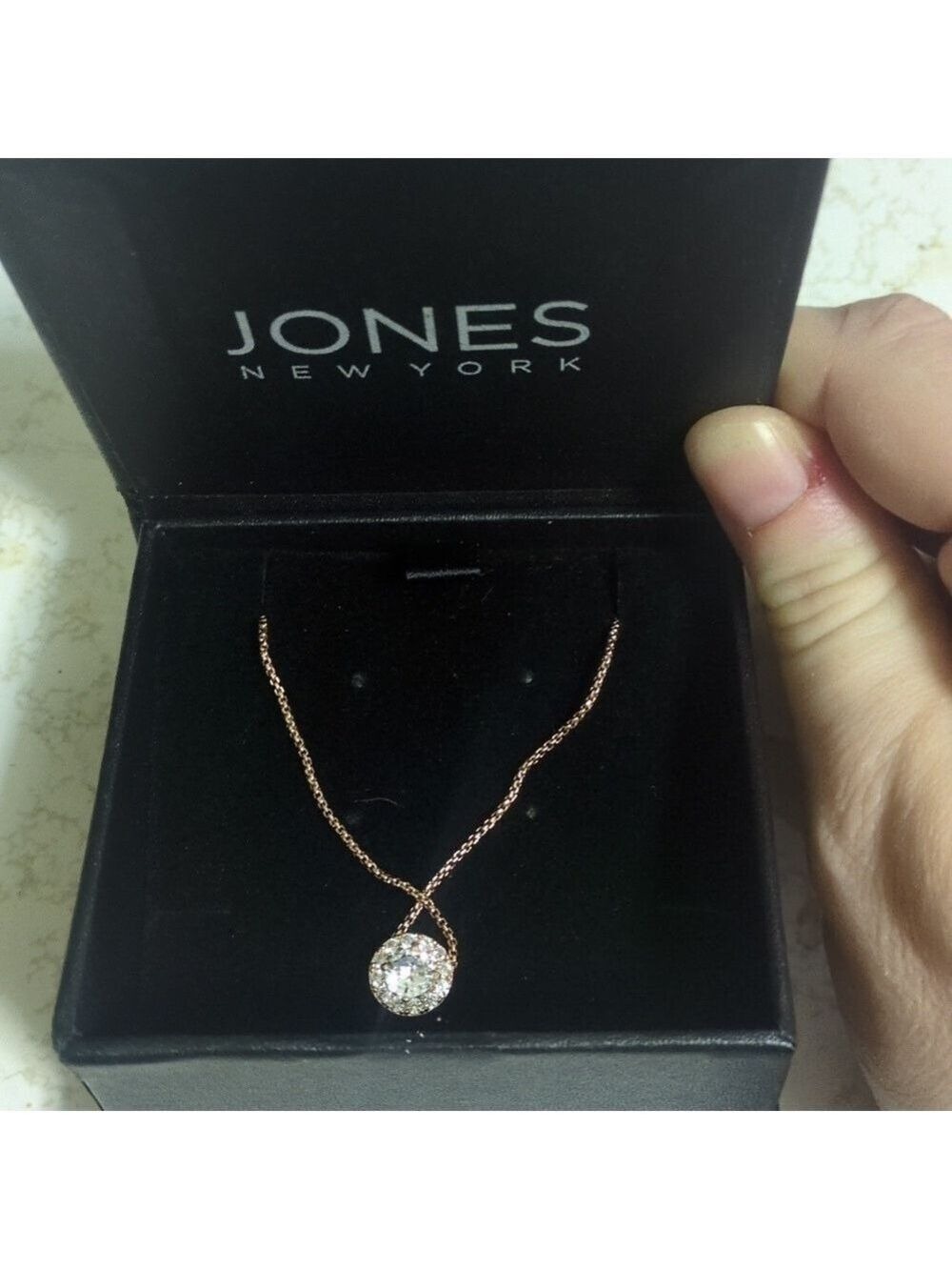 Jones New York Amalia necklace